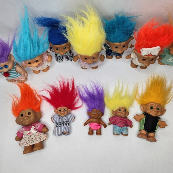 Vintage Troll Dolls Lot Toy Figure Collection - Picture 2 of 2